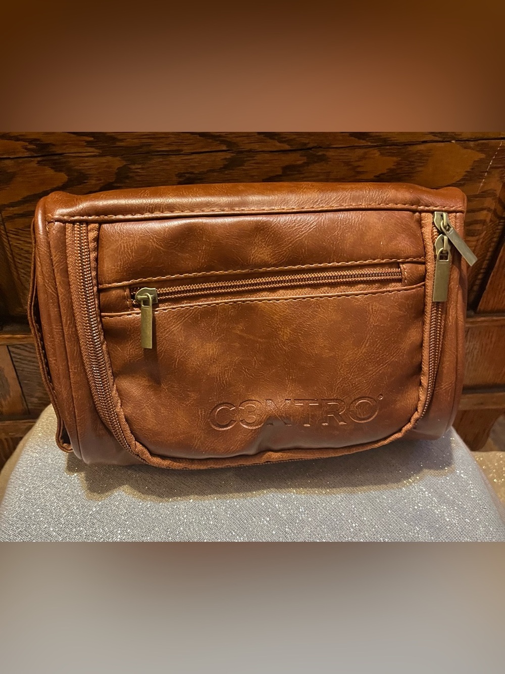 C3NTRO Brown Faux Leather Toiletry Bag/Dopp Kit NWOT’s - Picture 2 of 7